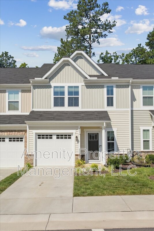 Photo - 205 Capeside Ct