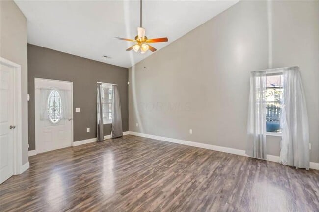 Photo - 110 Pasadena Ave