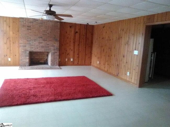 1244 E Butler Rd