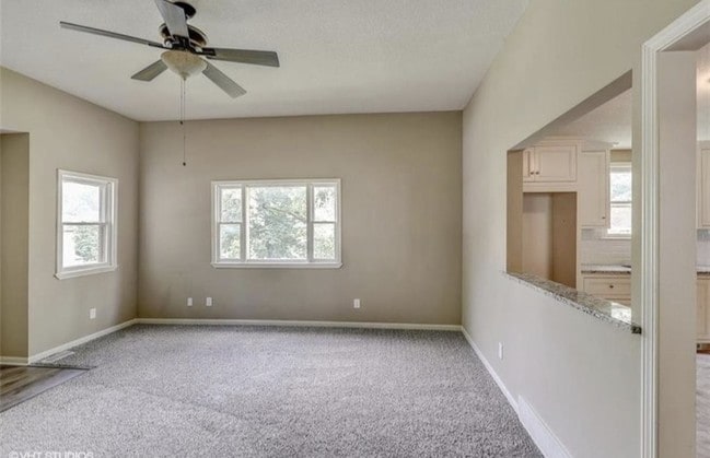 Photo - 747 Chestnut St