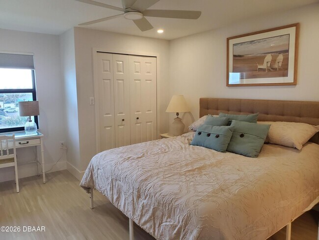 1571 S Atlantic Ave Unit 405