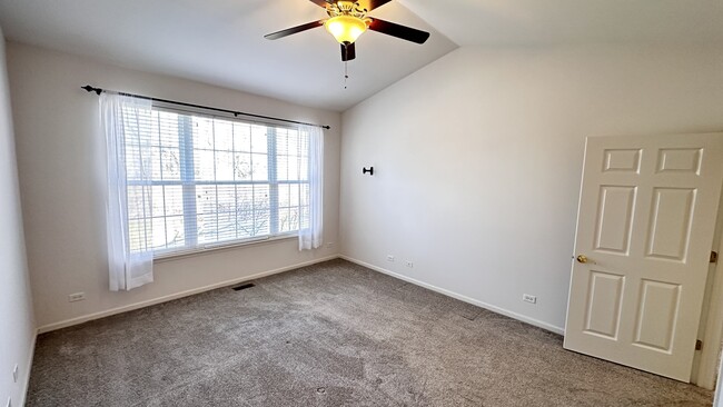 Photo - 1535 Reserve Ln