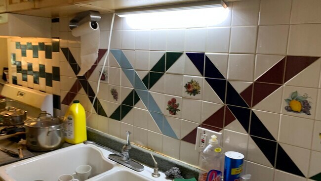 Kitchen Area - 3326 Woodburn Village Dr Unit 24