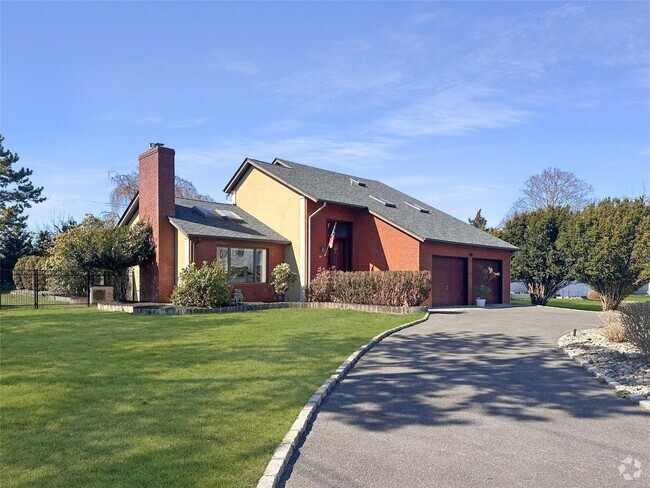 Building Photo - 45 Budds Pond Rd Rental