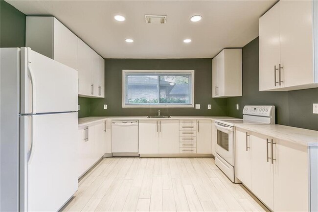 Photo - 10427 Eagle Glen Dr