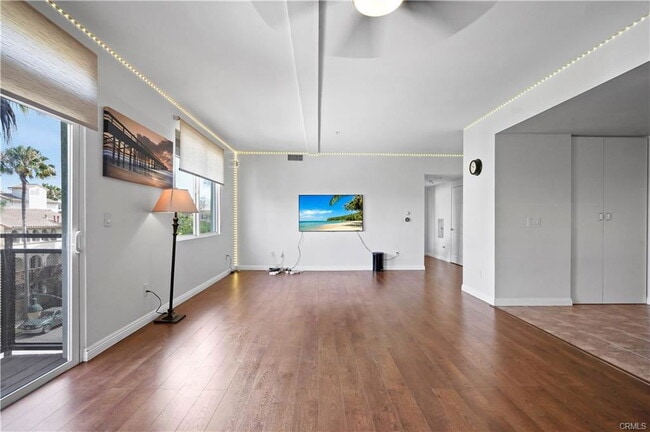 Building Photo - 13200 Pacific Promenade Unit 346 Rental