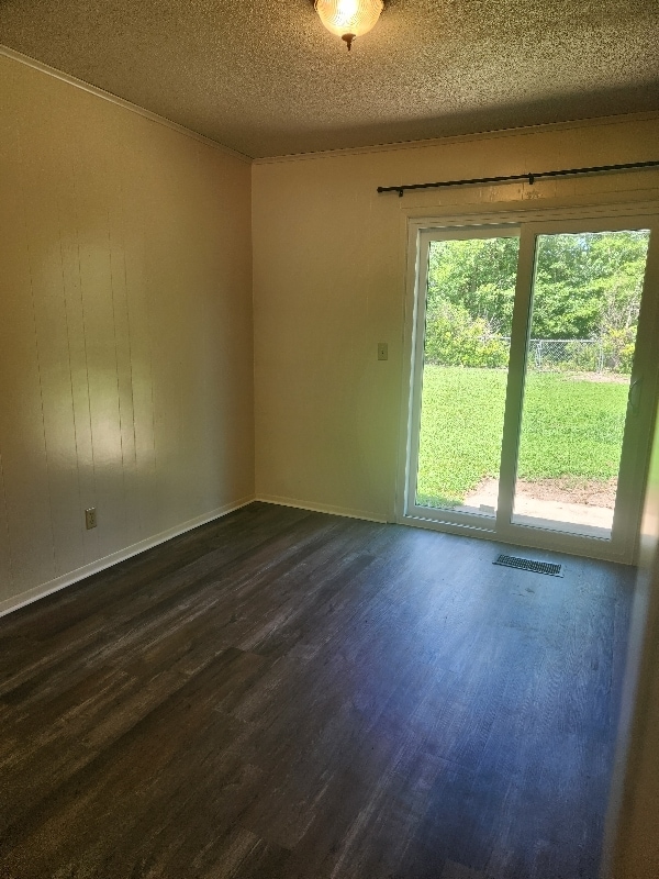 Photo - 1108 Southview Ln