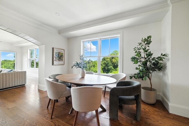 Photo - 197 Winchester St Unit 197