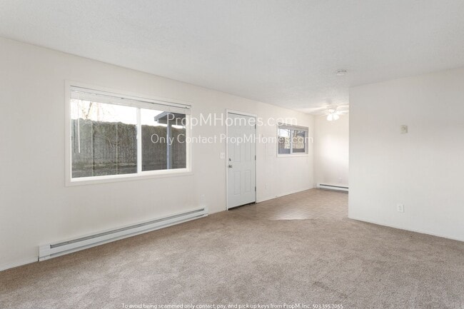 Photo - Charming Four-Plex In Foster-Powell!