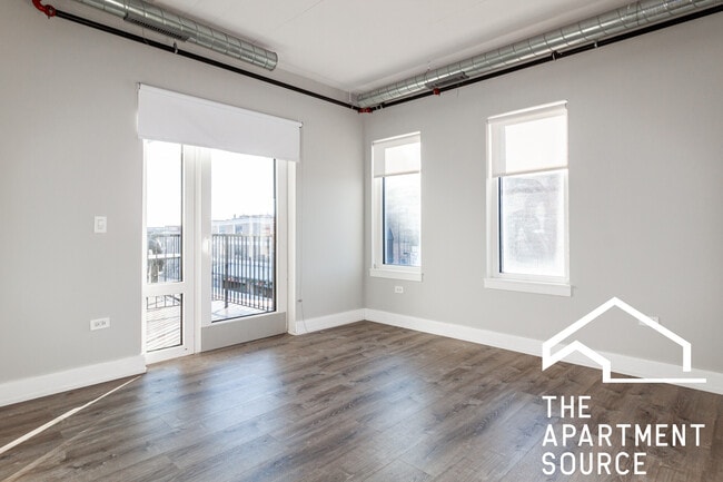 Building Photo - 935 W Belmont Ave Unit 603 Rental