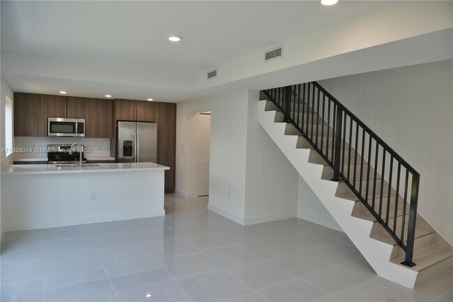 Photo - 1160 NW 2nd St