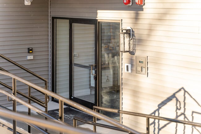 Simsbury Center Apartments