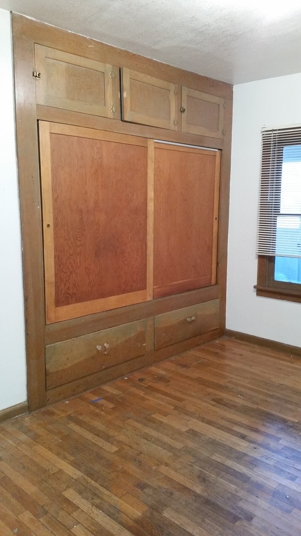 Photo - Large 3 br near YVCC