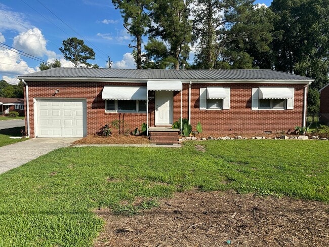 Photo - 1408 Helen Ave House