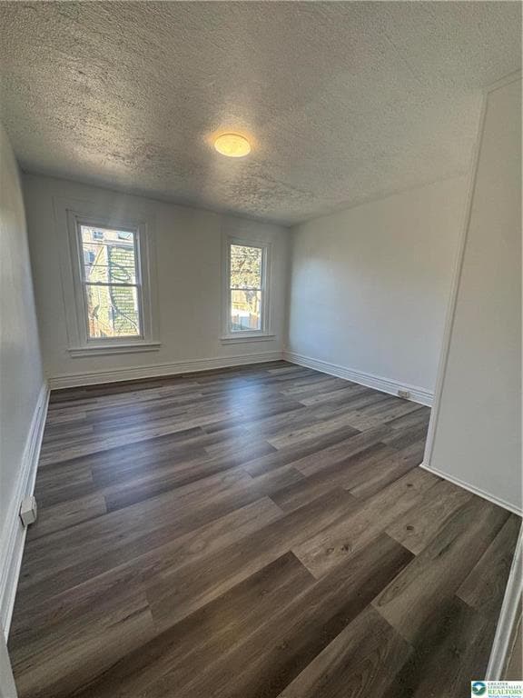 Photo - 517 N Elliger St