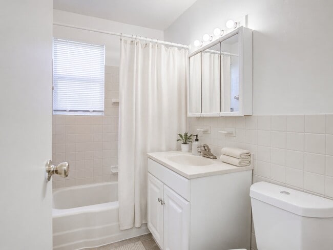Lakeview Terrace Apartment Homes