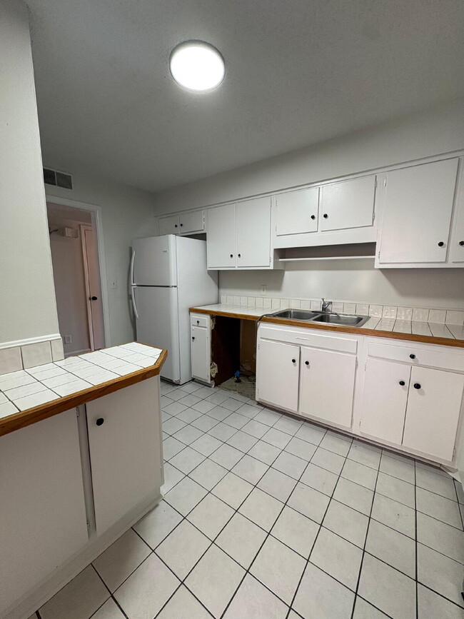 Photo - 571 Winding Creek Rd Unit #F