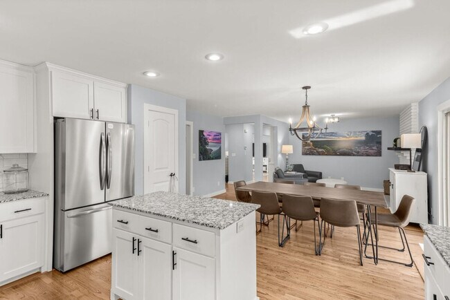 201 N Dogwood St Unit SI ID1241305P