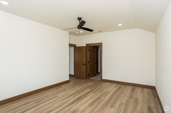 4BR, 2BA - 1,825SF - Primary Bedroom