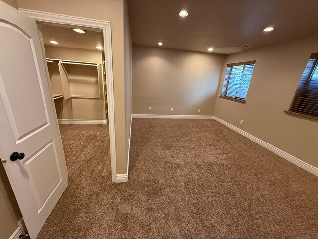 Photo - 5078 W Woodsmere Ln