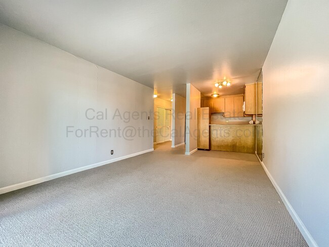 425 Orange St