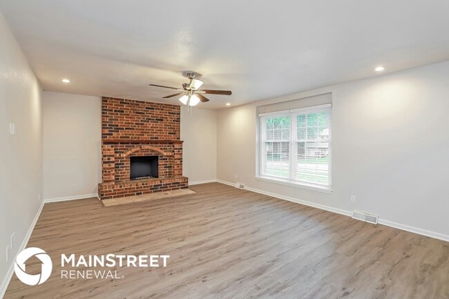 Photo - 930 Josela Ct