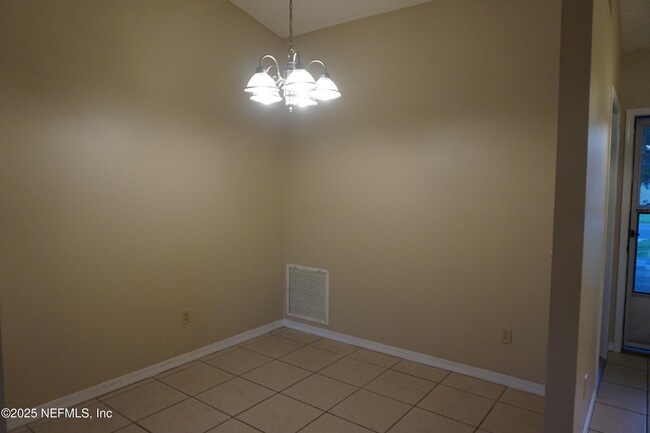 Photo - 7809 Allspice Cir E