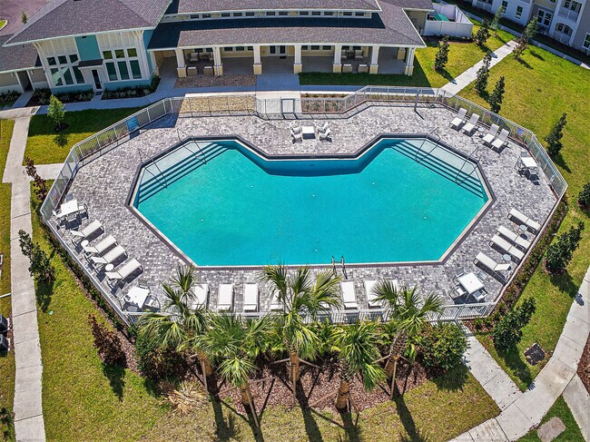 Isla apartments — community photo