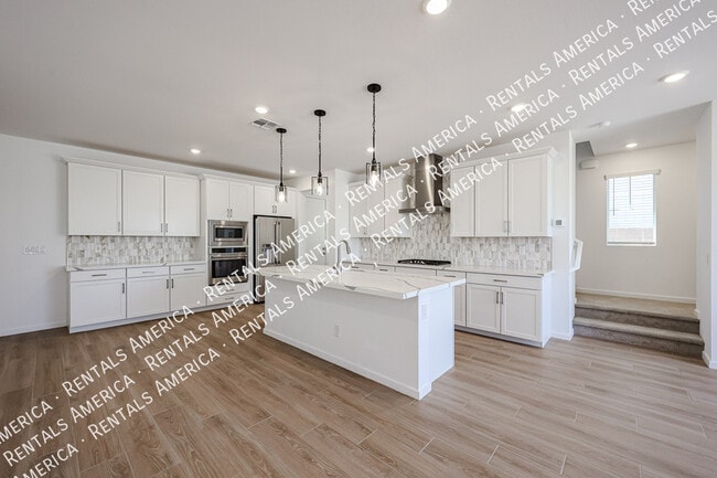 2484 W Rowel Rd