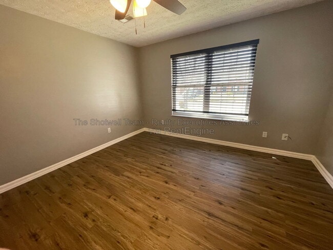 Photo - 2139 Ember Brook Ln