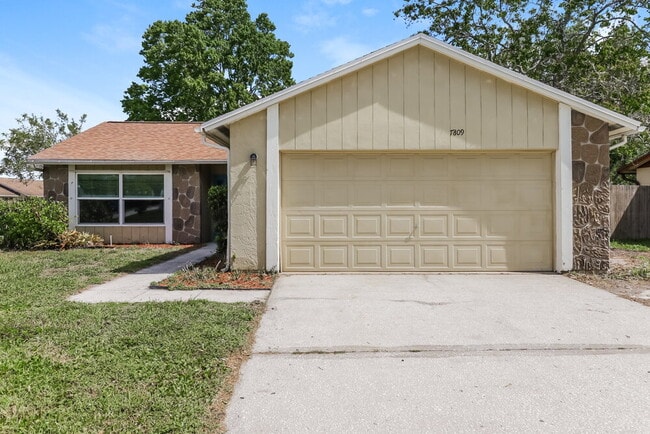 Building Photo - 7809 Putnam Cir