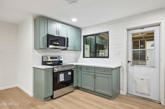 2930 E Granada Rd