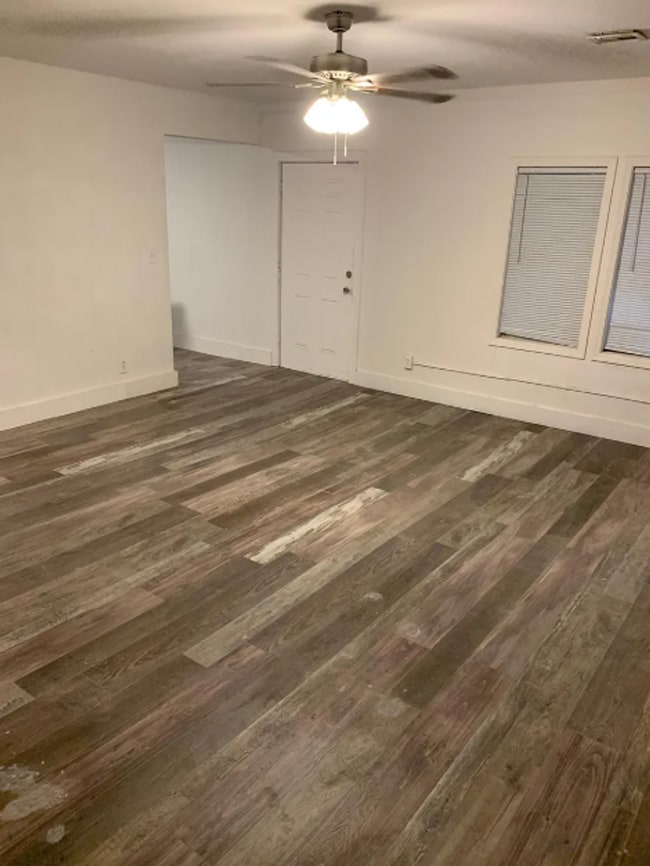 Photo - Beautifully Redone 2 Bedroom House! Available for a 5/1 Move In!!! *Updated Photos to Come*