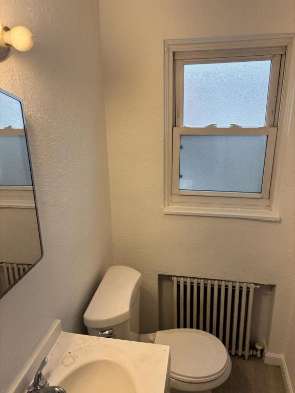 Photo - 323 Smith Wy