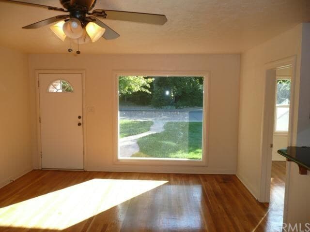 Photo - 1501 Warner St