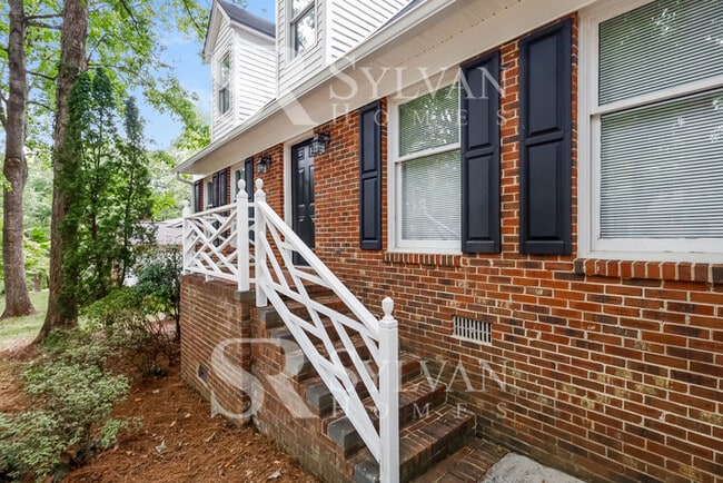 Photo - Enjoy living the good life in this 3 bedroom, 2.5 bathroom home