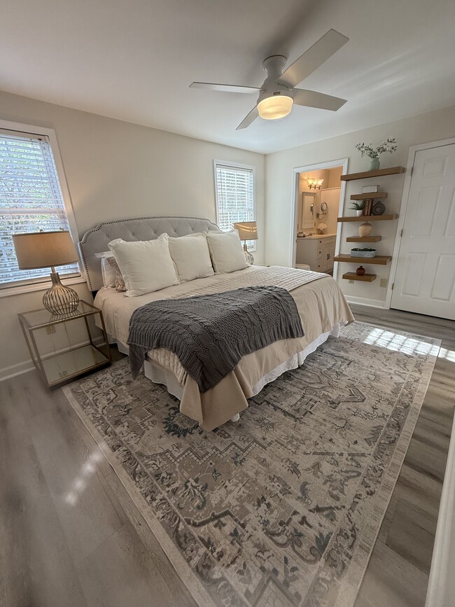 Photo - 1417 Clifton Ln