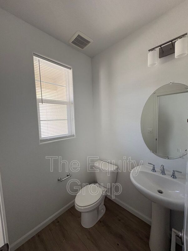Photo - 1011 W Payson Ave