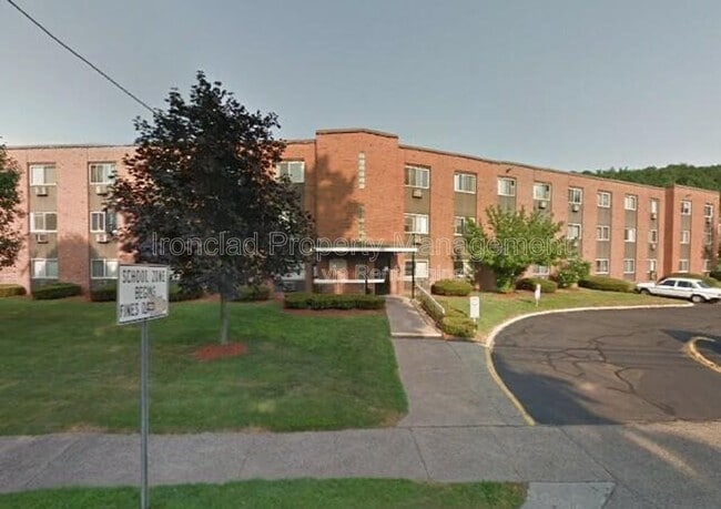 Building Photo - 166 Gravel St Unit Apt C-12