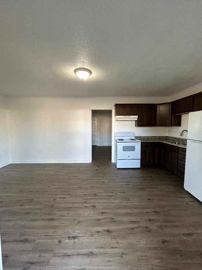 Building Photo - 100 Kazmira Ct Rental
