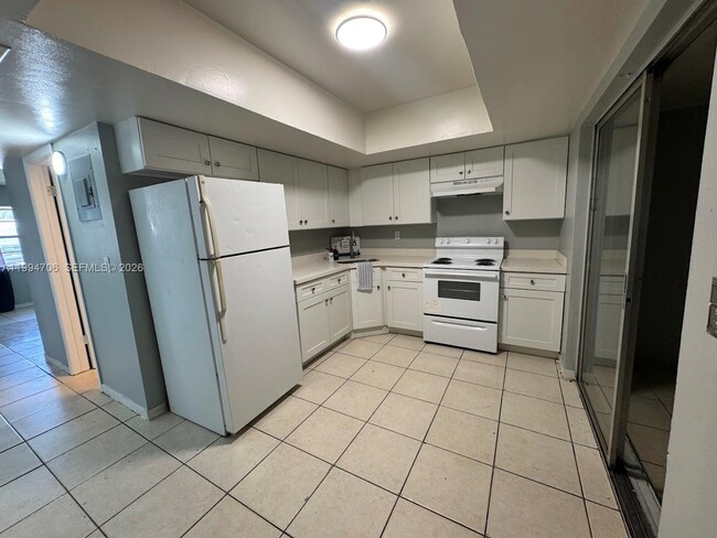 Photo - 5440 SW 38th Ct