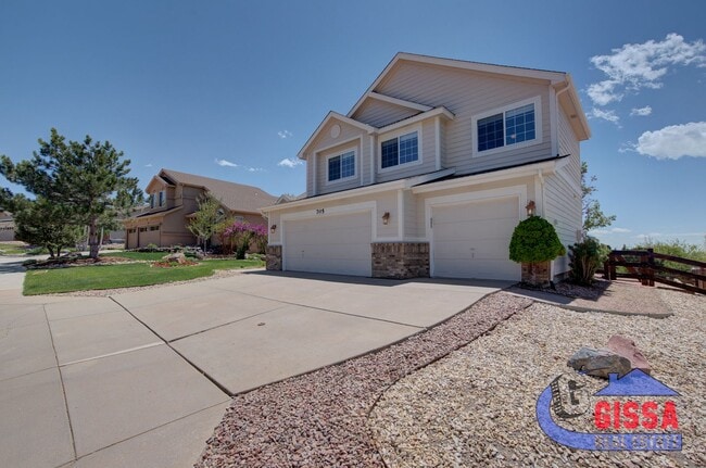 705 Witchhazel Ct