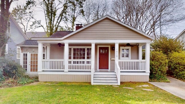 Building Photo - 1919 Nassau Blvd