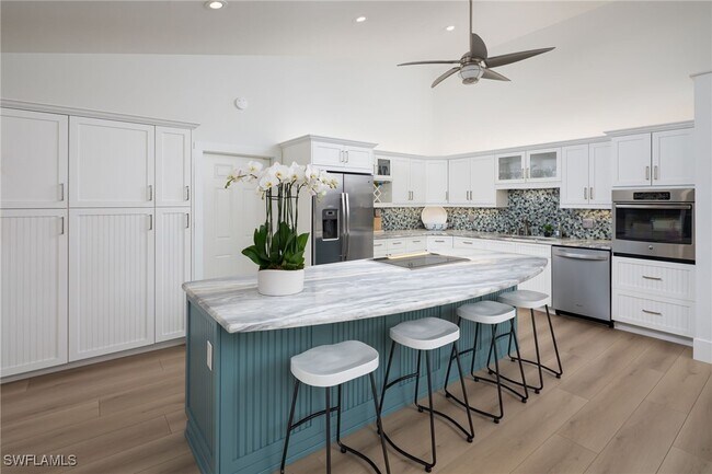 Photo - 339 4th Ave N