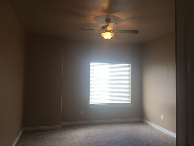 Photo - 2 Bedrooms Available in Shared Townhome