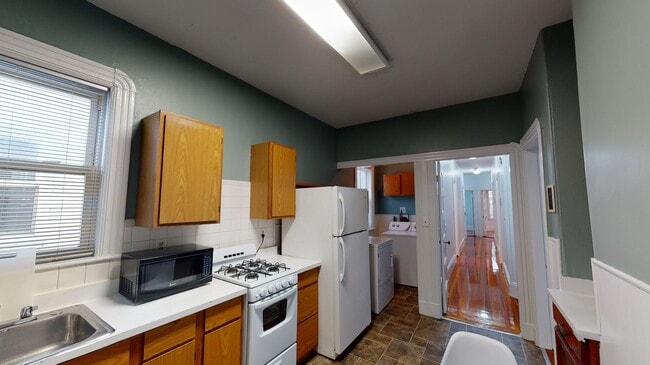 Photo - 789 Columbia Rd Unit 3