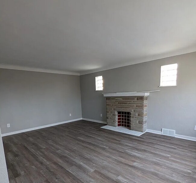 Photo - 2912 Freeland St