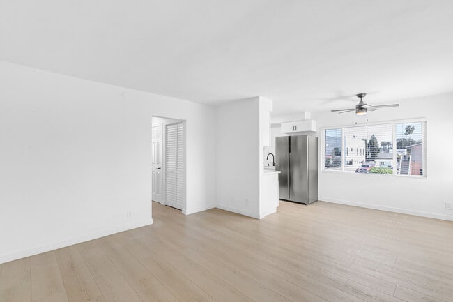 Photo - 2301 S Ridgeley Dr