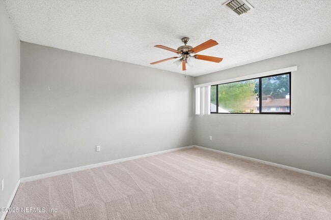 Photo - 4846 Kingsmeadow Ln