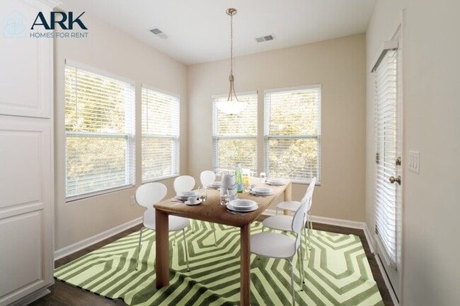 Photo - 4877 Wyndcrest Loop